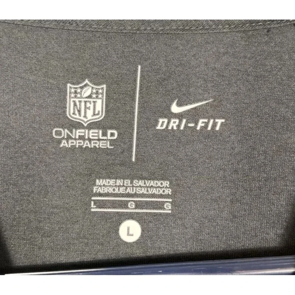Nike women large